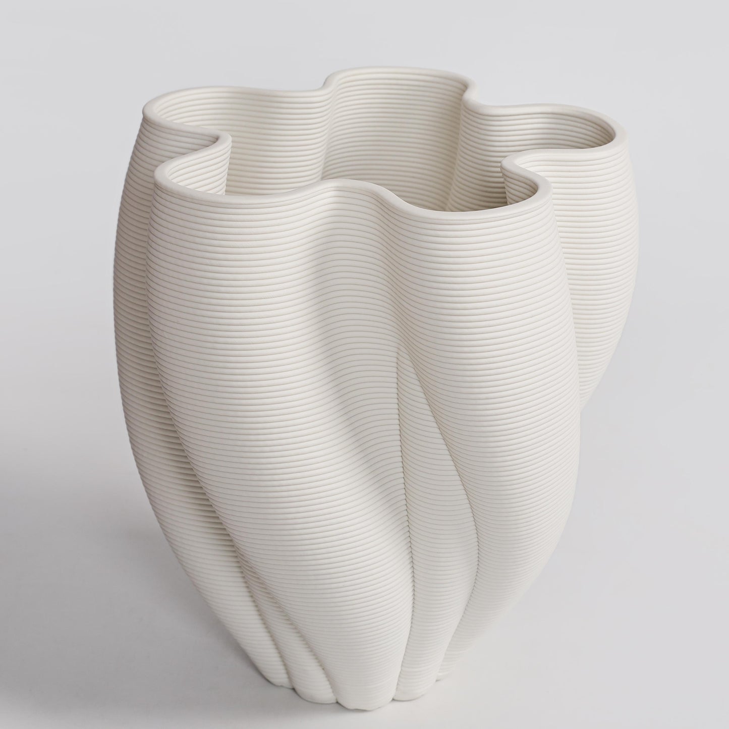 3D-Printed Ceramic Sculptural Vase – 30cm