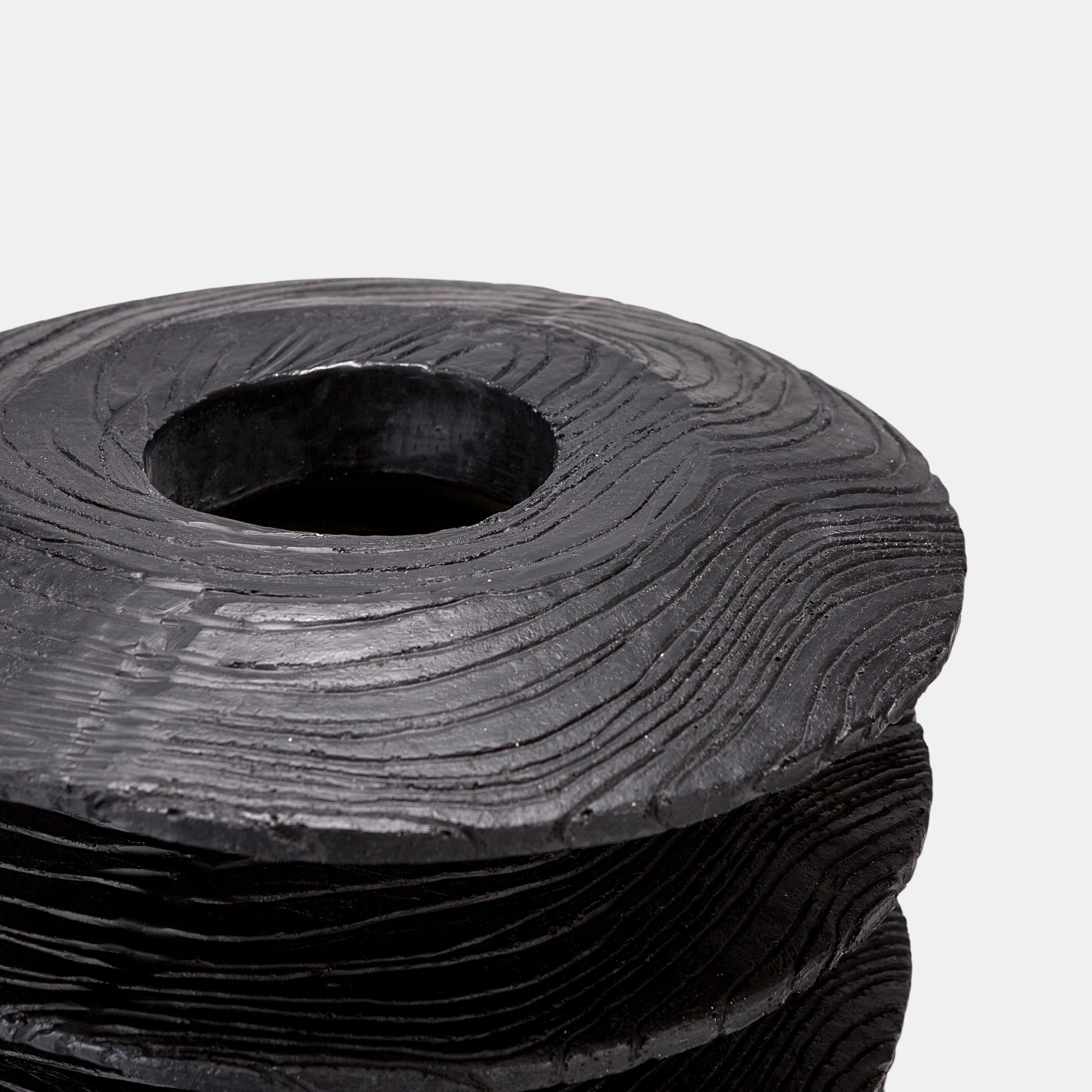 Oversized black large vase + 3 slim floor vases + 12 bud vases. Cheap vase bulk pricing saves 40%. Bud vase compatible with fresh stems. Commercial-grade resin.