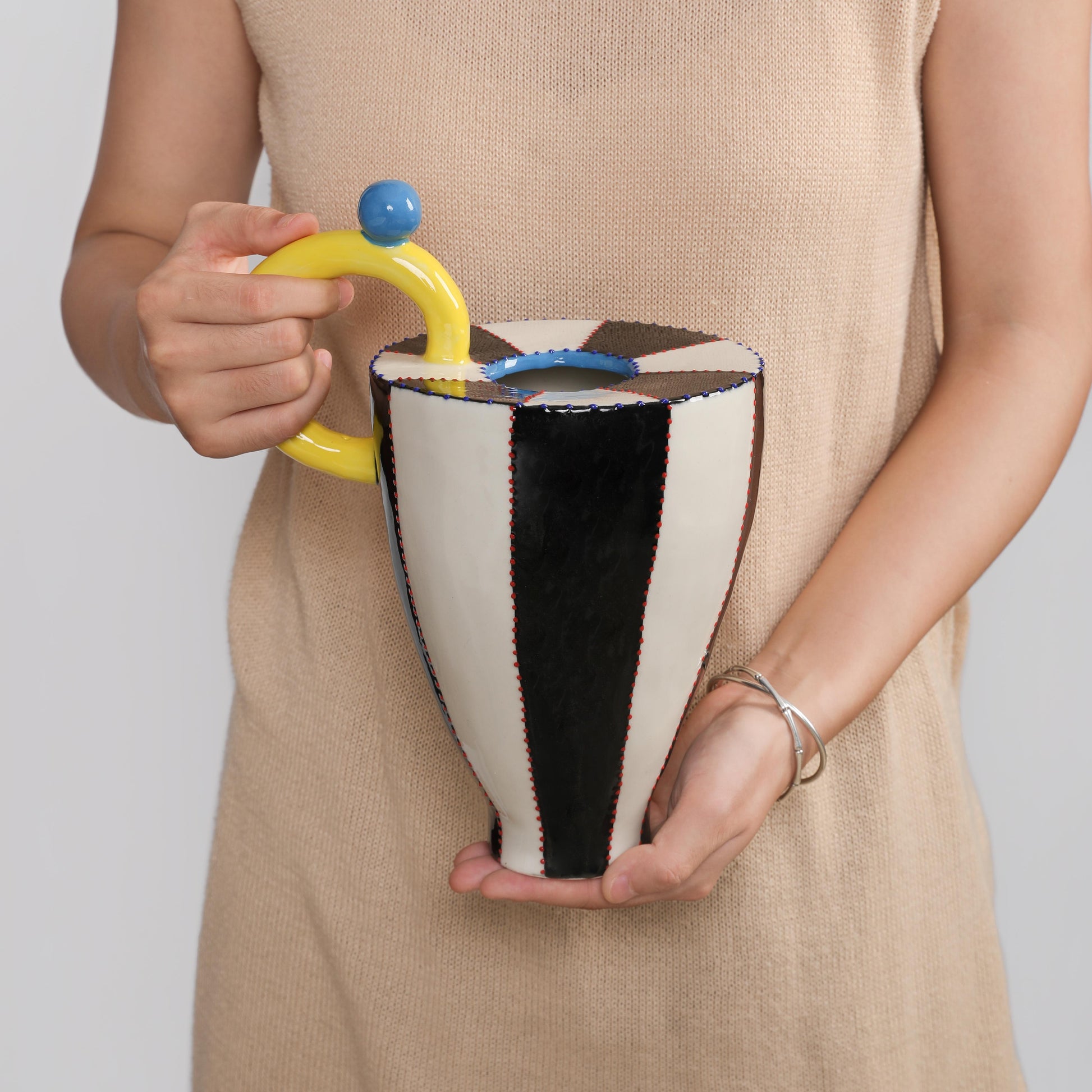 Handcrafted Ceramic Muse Vase – 30cm - VASCAPE