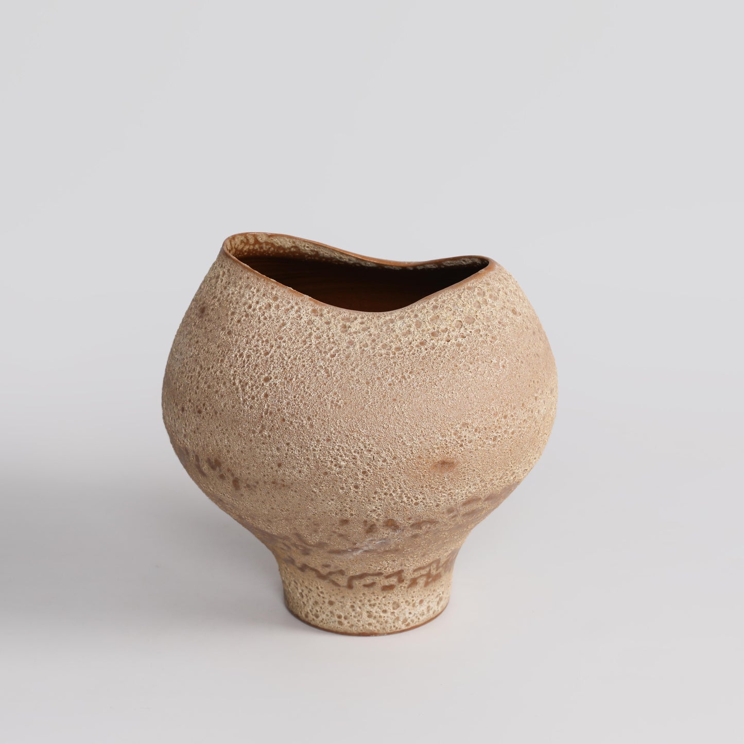 Handcrafted Ceramic Earth Tide Vase – 28cm