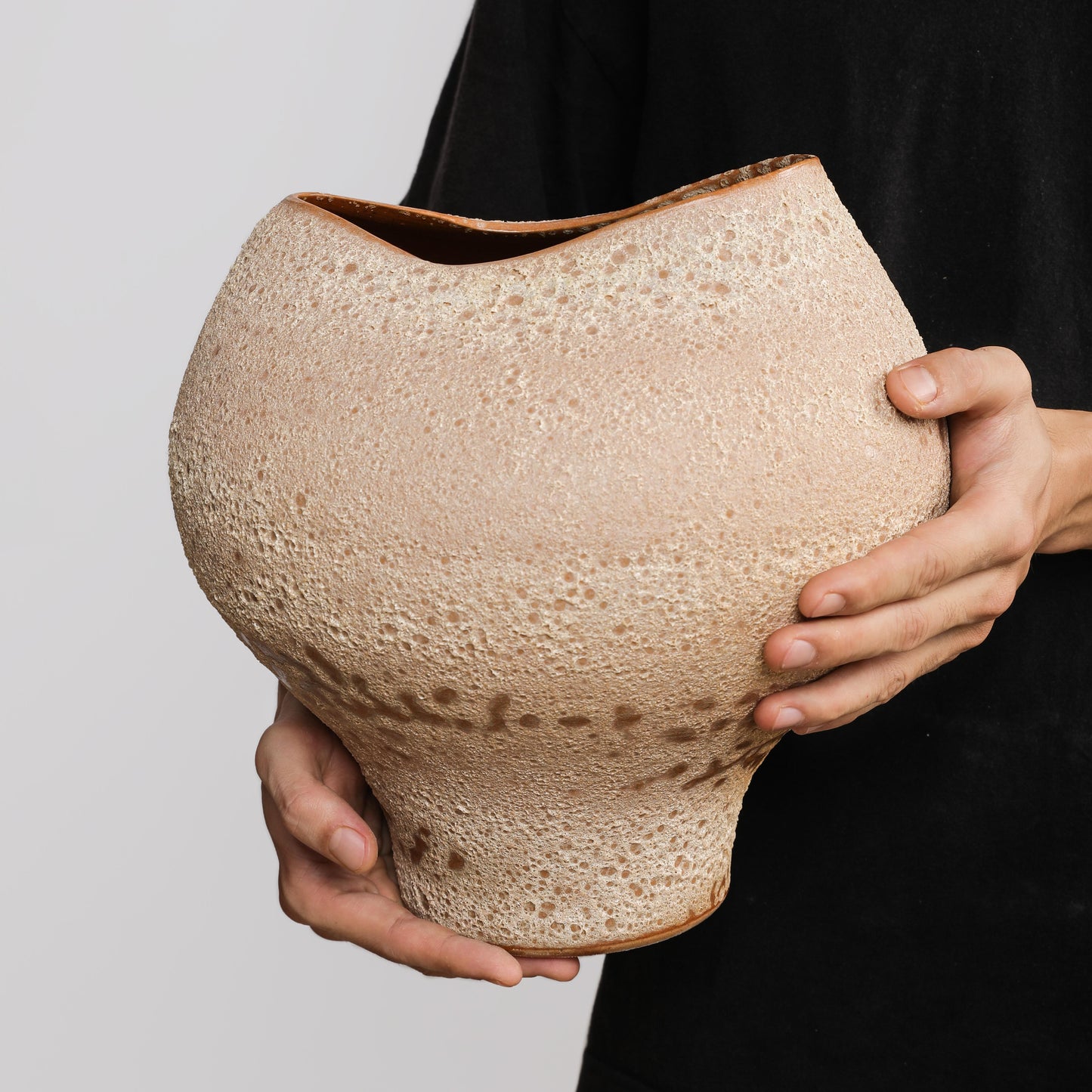Handcrafted Ceramic Earth Tide Vase – 28cm
